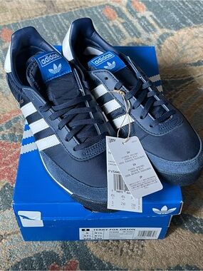 adidas Navy & White Terry Fox Orion Sneakers